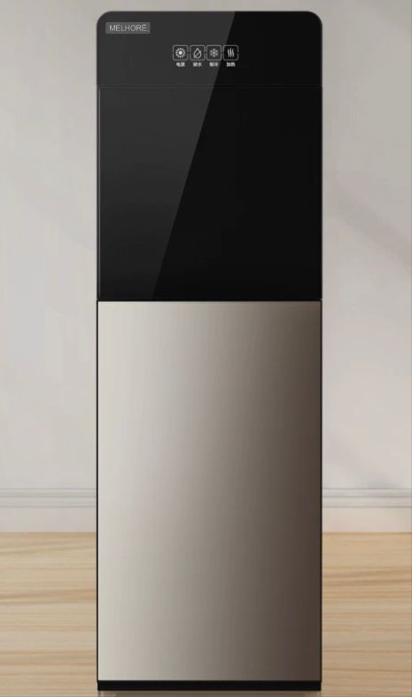 Modèle L9008 pro
Distributeur d'eau avec bouteilles de recharge inférieur 