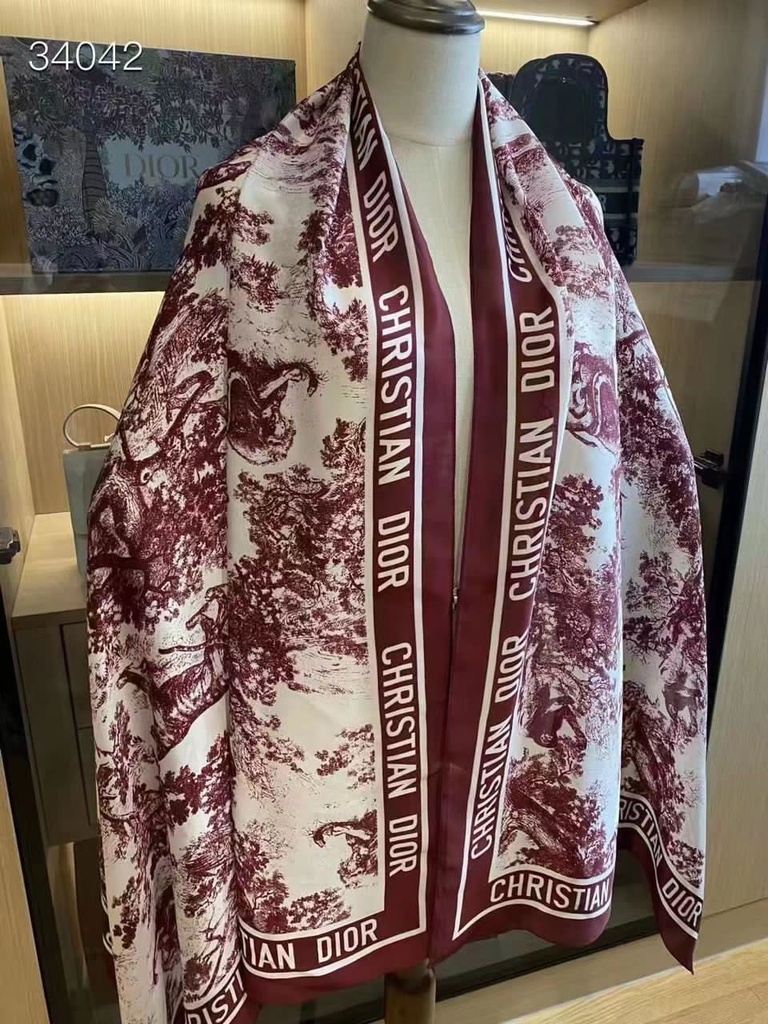 Foulard de marque en soie